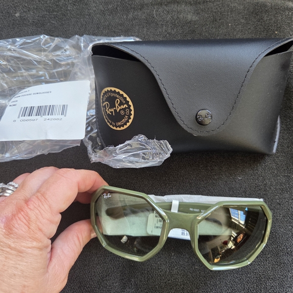 NWTs Ray-Ban Olive Green Octagon Sunglasses with Case 59mm Unisex 100% UVA/UVB - Picture 5 of 6